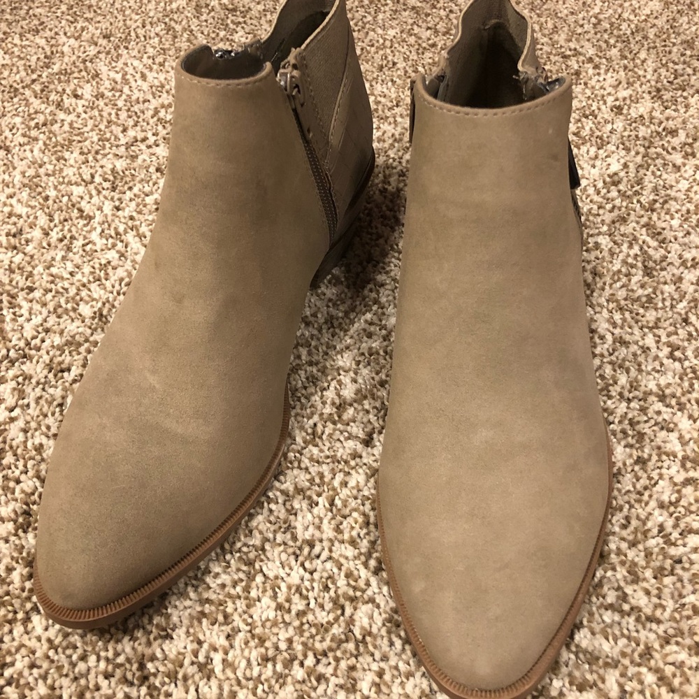 Ankle boots